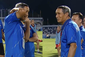 Phản ứng khó tin của HLV Mai Đức Chung khi các học trò 'đá hỏng' ở loạt sút luân lưu