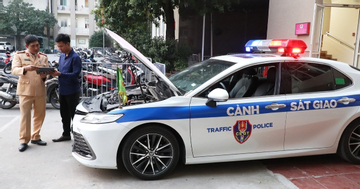 Điểm đặc biệt của đèn giao thông AI ở Hà Nội: Tự xanh khi thấy xe dẫn đoàn