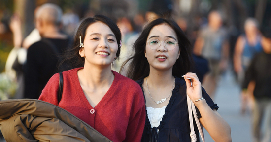 Dự báo thời tiết 19/12/2025: Cả nước có nắng, không khí lạnh khi nào lại tràn về?