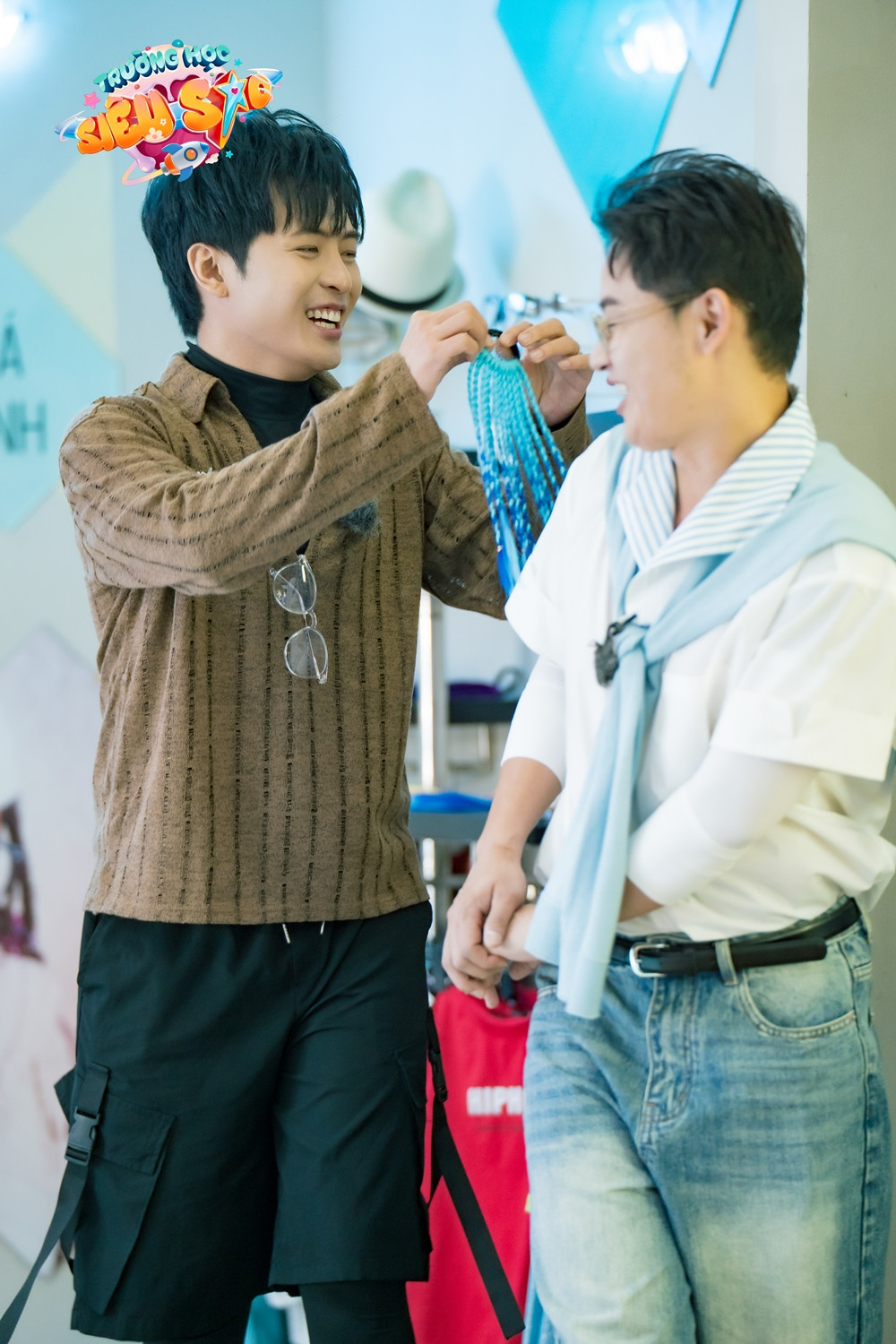 Gin Tuấn Kiệt Thanh Duy bất lực với học trò Lâm Vỹ Dạ giải cứu