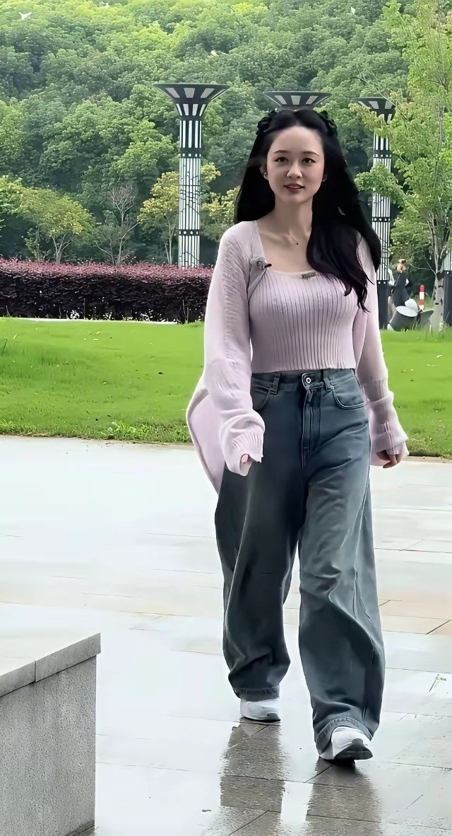 Hình ảnh bóc trần nhan sắc thật của Trần Kiều Ân có trẻ trung như tin đồn