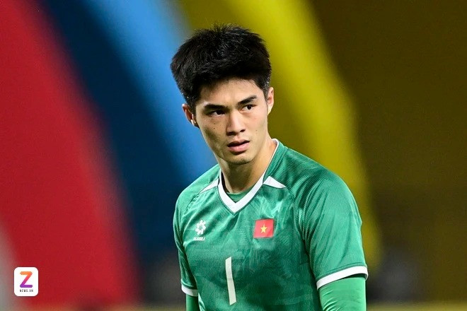 Rò rỉ tin nhắn riêng tư gây sốt MXH mạng giữa thủ môn U22 Việt Nam và Tiktoker có tiếng