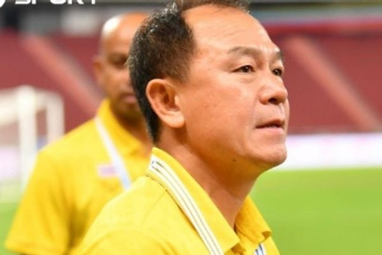 Rộ tin HLV Thái Lan bị sa thải sau trận thua, bạn của HLV Kim Sang-sik lên thay thế