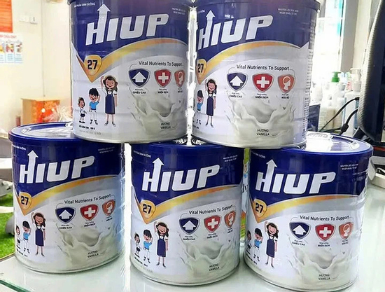 Tách tài liệu liên quan hành vi KOLs quảng cáo sữa giả Hiup để điều tra