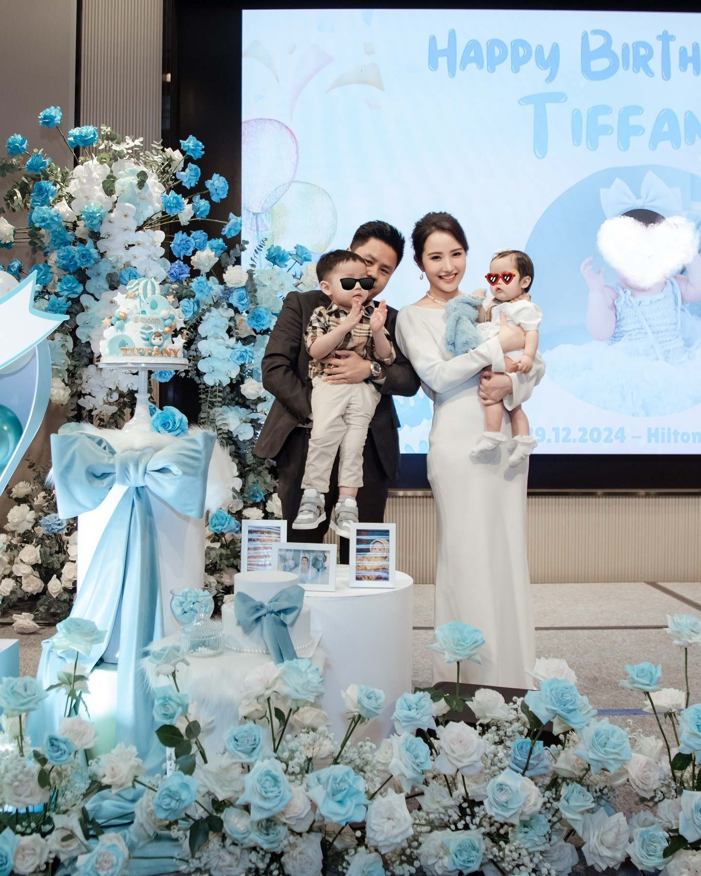 2 nhóc tì nhà ông chủ Saigon Square hiếm hoi lộ diện sinh ra đã ngậm thìa vàng