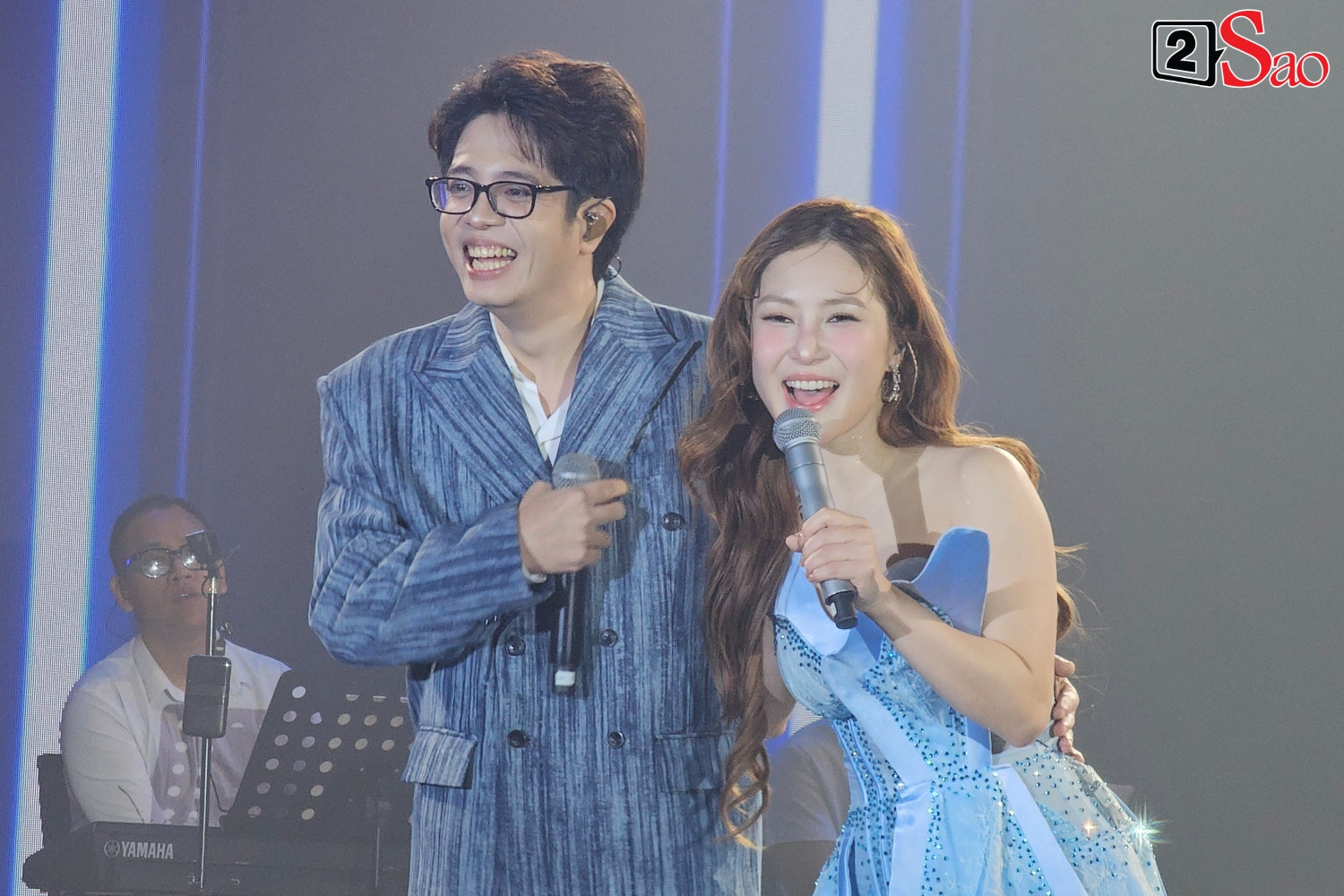 Con gái của NSND ví giặm quê Nghệ An trở lại Vpop sau 5 năm đi Mỹ du học