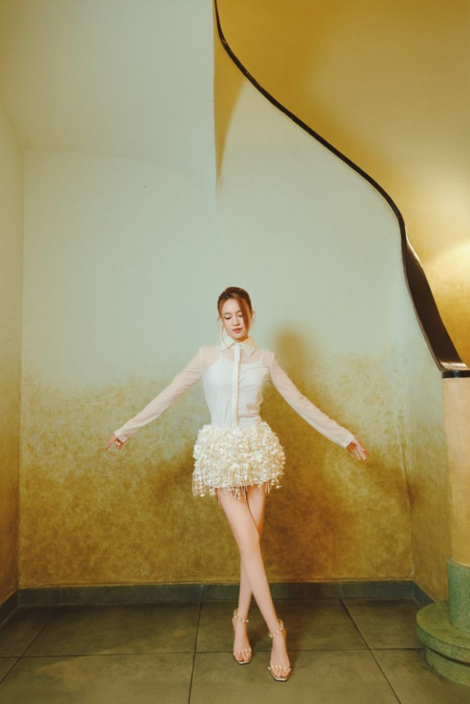 Lan Ngọc đăng ảnh đẹp Trấn Thành để lại một câu khiến ai cũng phải zoom vào ảnh