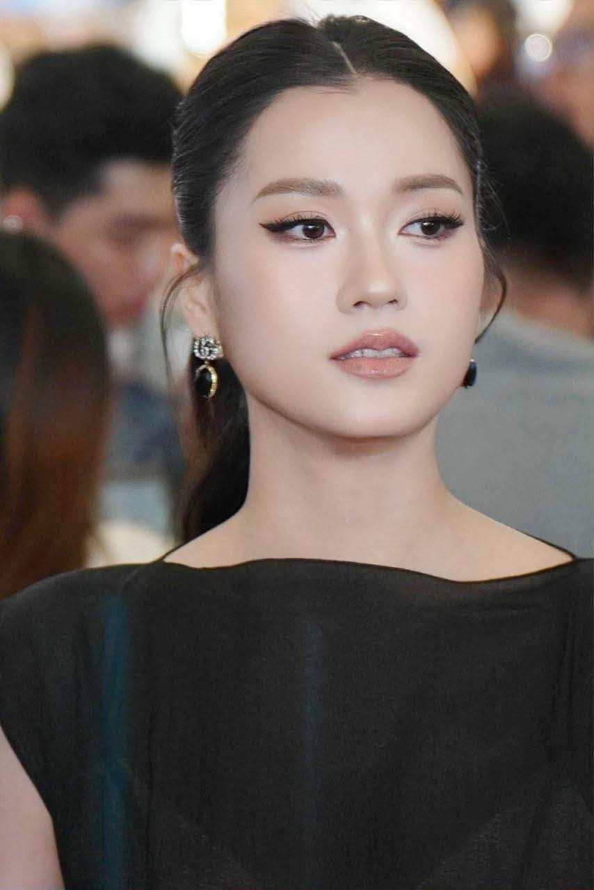 Sao nữ Vbiz giảm 14kg sau khi bị Trường Giang chê béo nhan sắc thăng hạng khó tin