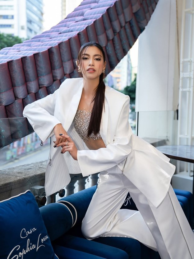 Hoa hậu xấu nhất lịch sử showbiz