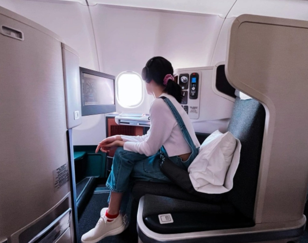 Diện mạo cao lớn của con gái Công Vinh Thủy Tiên