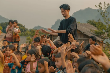 Nghệ sĩ Việt làm từ thiện sao cho đúng?