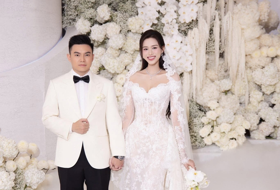 Cuộc sống 'bình dân' của Hoa hậu Đỗ Hà sau khi kết hôn