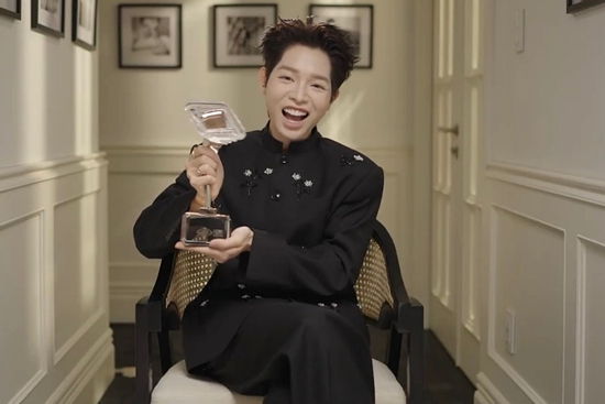 Đức Phúc kể chuyện khóc trong nhà vệ sinh, ý tưởng táo bạo bị cắt phút chót tại Intervision 2025