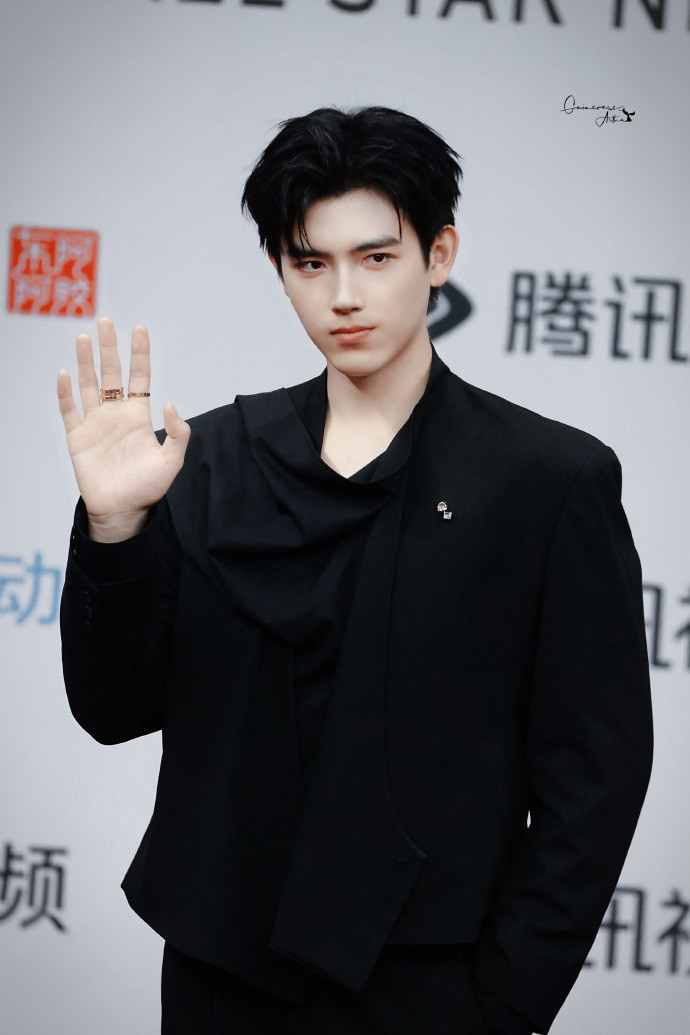 008aw6cpgy1i8imdqfie4j33iq5a0npf