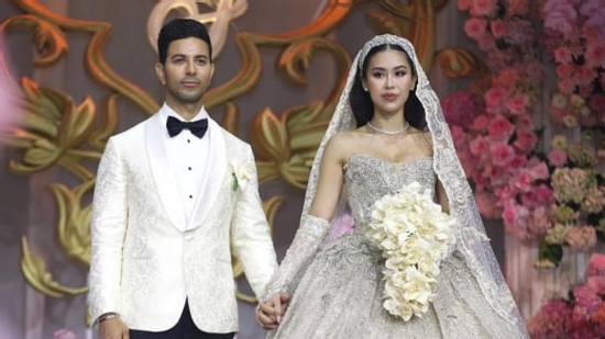 Lễ cưới nào rình rang, tốn kém nhất showbiz Việt 2025?