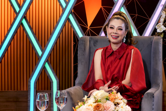 Nữ ca sĩ đổi đời nhờ 1 câu nói của nhạc sĩ nổi tiếng, nói thẳng về các nghệ sĩ trẻ hiện nay