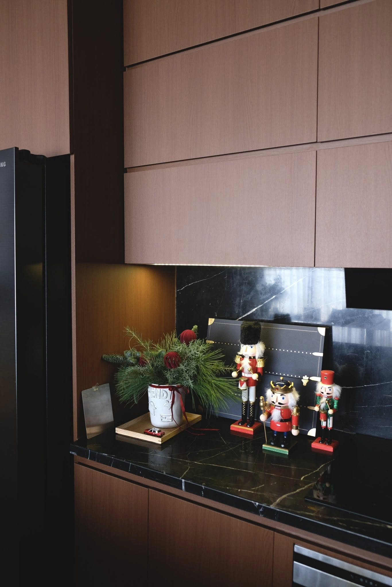 589886952250380801491764717634636323568460295n