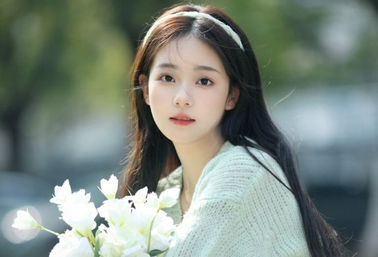 Đúng thứ Năm ngày 25/12/2025, 3 con giáp sự nghiệp tăng tiến như ngựa phi nước đại, bội thu tiền tài