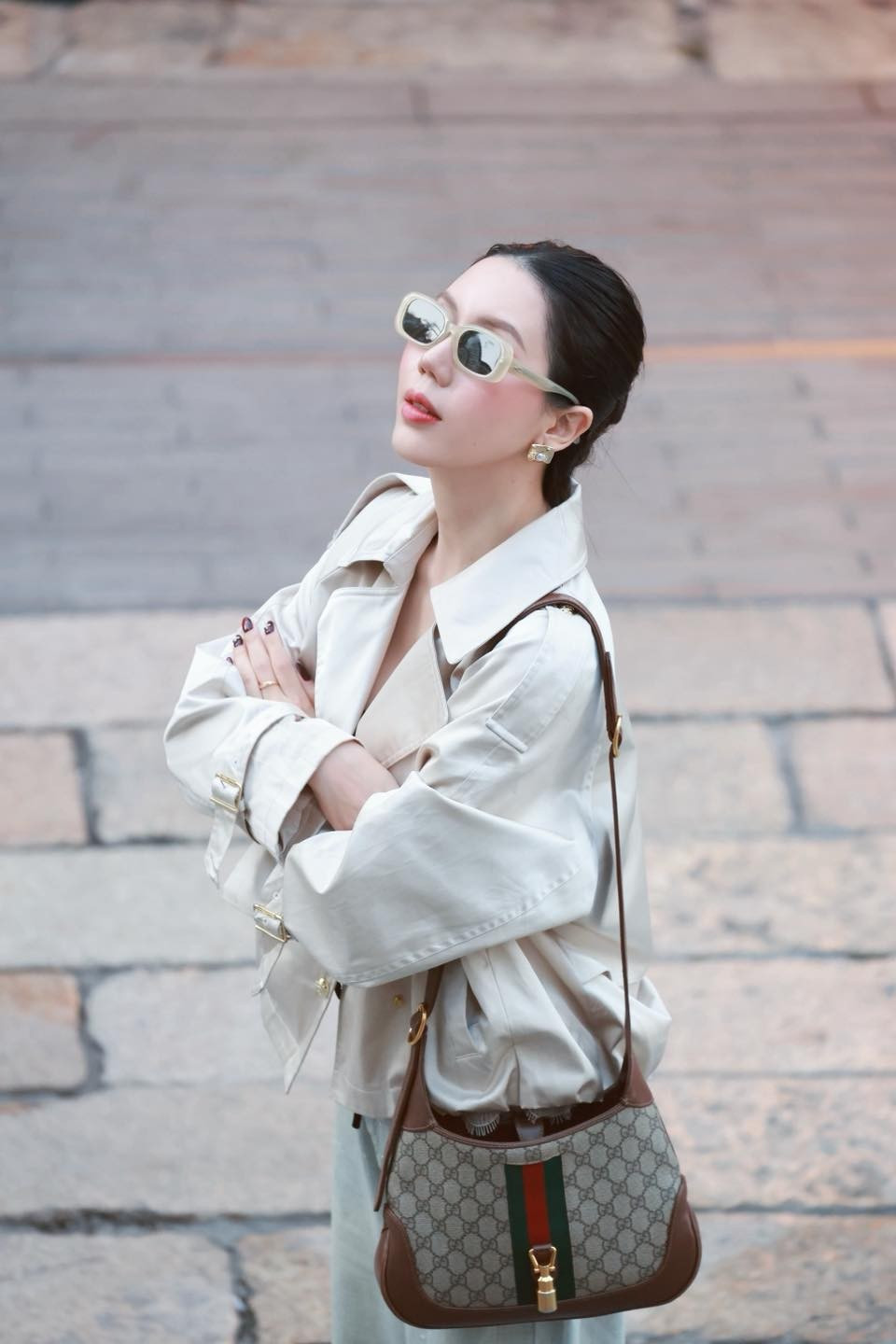 Hoa hậu đua nhau chụp ảnh trạm tỷ đang gây sốt - Ảnh 12.