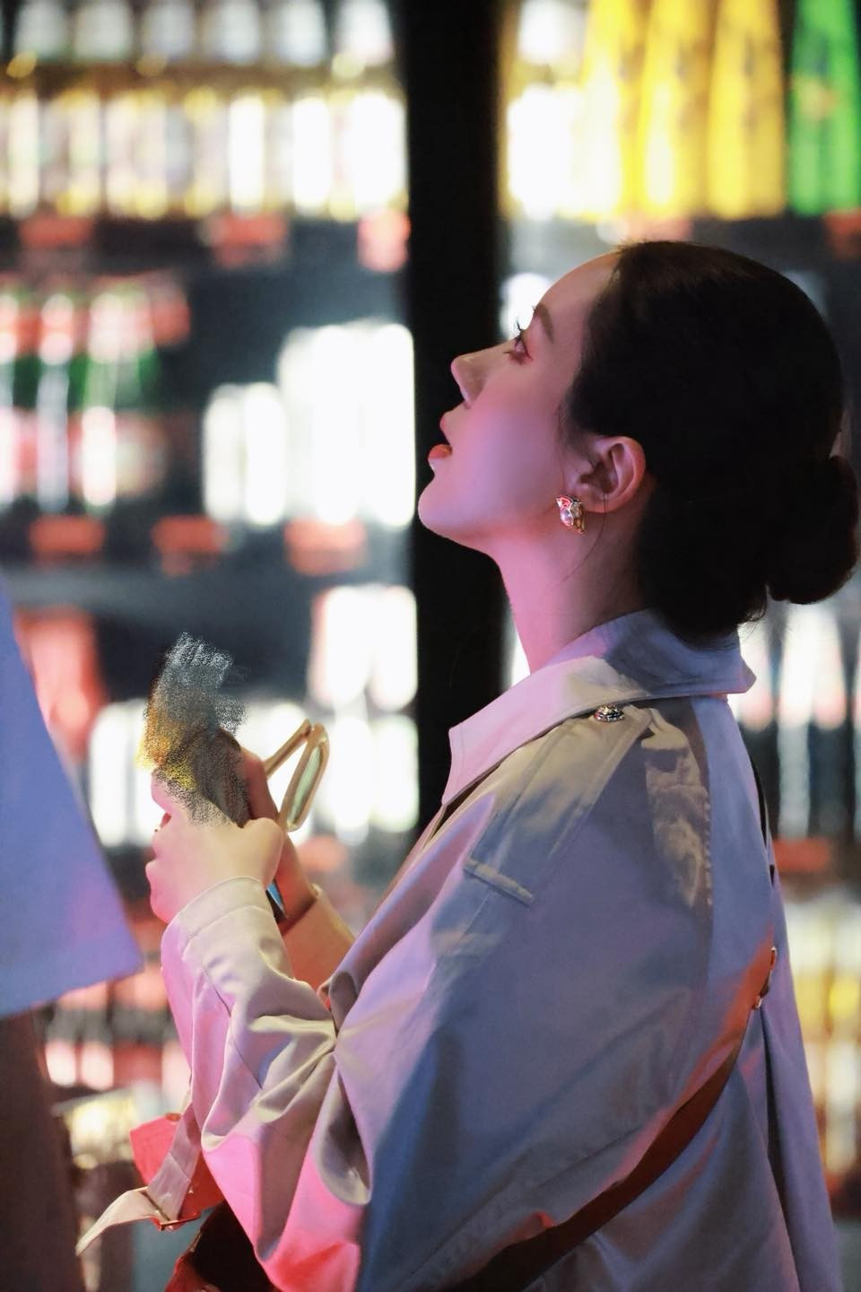 Hoa hậu đua nhau chụp ảnh trạm tỷ đang gây sốt - Ảnh 13.