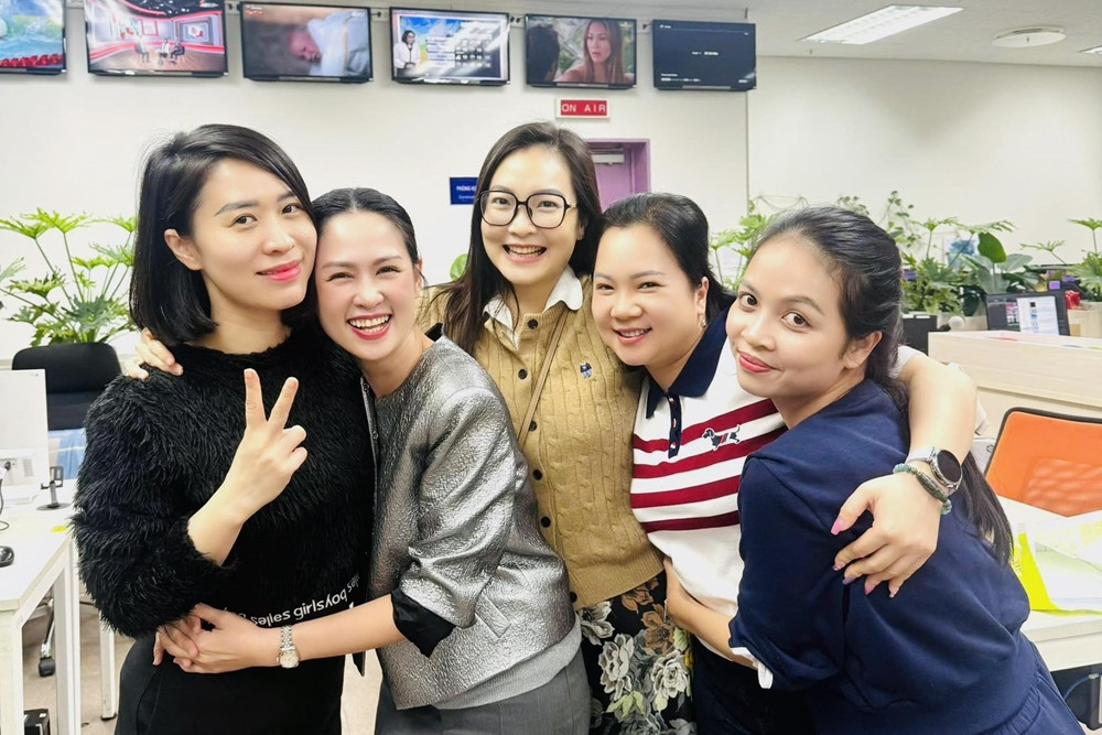 thuy hang 002 2047.jpg