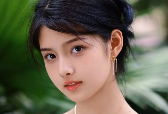 Trúng số độc đắc vào đúng 17h chiều nay (25/12/2025), 3 con giáp vượt mọi chông gai, muốn nhà có nhà