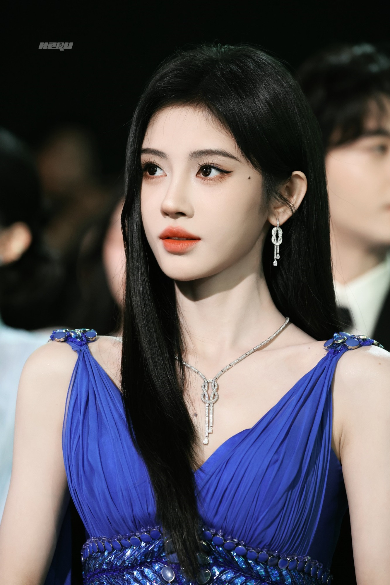 Bênh vực Cúc Tịnh Y, một nữ ca sĩ tiết lộ về bữa tiệc kín với thiếu gia - Ảnh 2