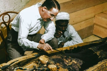 Giải mã bí ẩn trong lăng mộ hơn 3.000 năm còn nguyên vẹn của Vua Tut: Cứ ai lại gần đều thiệt mạng