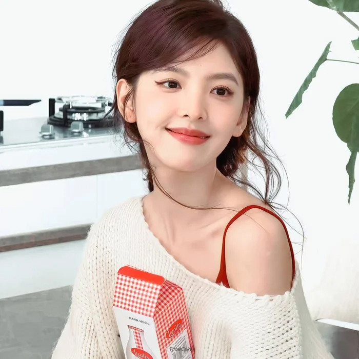 Người đẹp từng khiến cả triệu người say đắm nay tàn tạ vì ép cân - Ảnh 1.