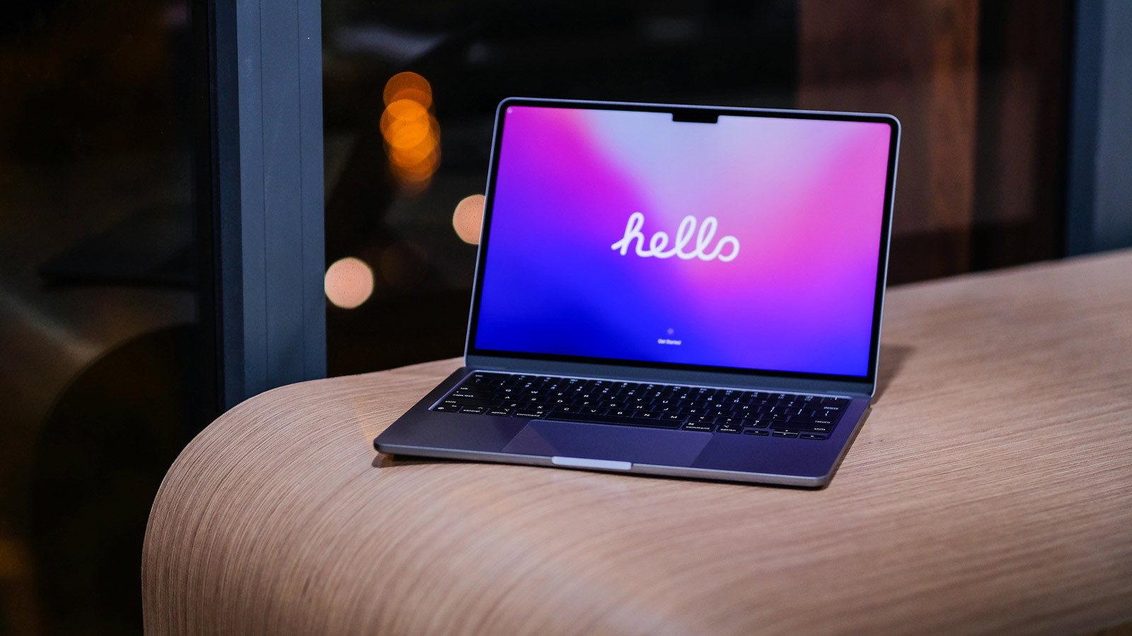 macbook air m2 thumb