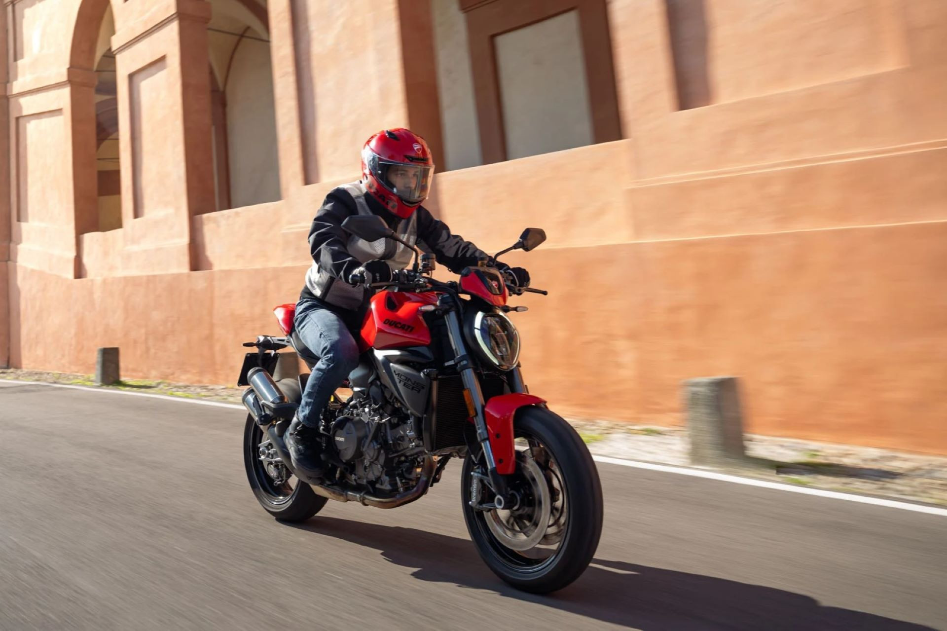 Ducati Monster+.jpg