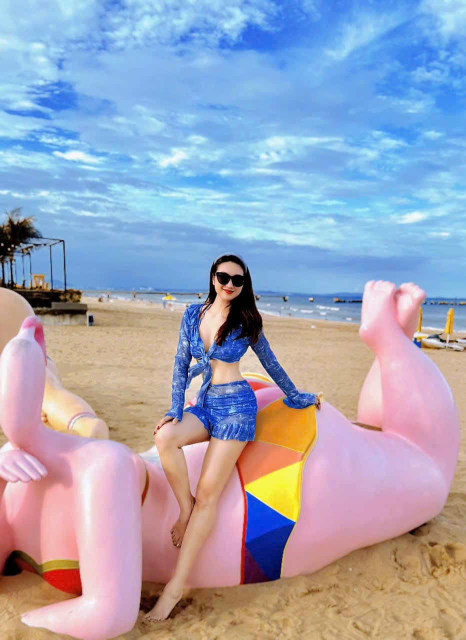 47613667611356210880254795049669649834121074n