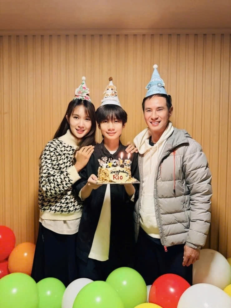 Bất ngờ với con trai Lý Hải - Minh Hà giỏi 3 thứ tiếng và điển trai như hot boy - Ảnh 10.