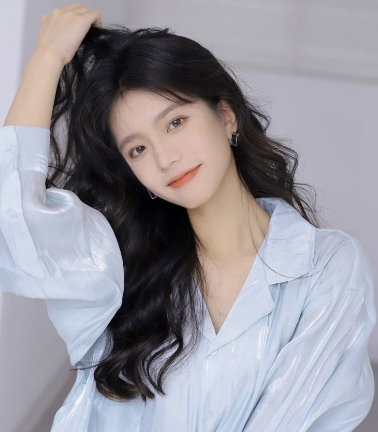 3 con giáp 'số hưởng' dau ngày 29/12/2025, công thành danh toại, tiền tài 'ùn ùn kéo đến', đếm không xuể - Ảnh 1