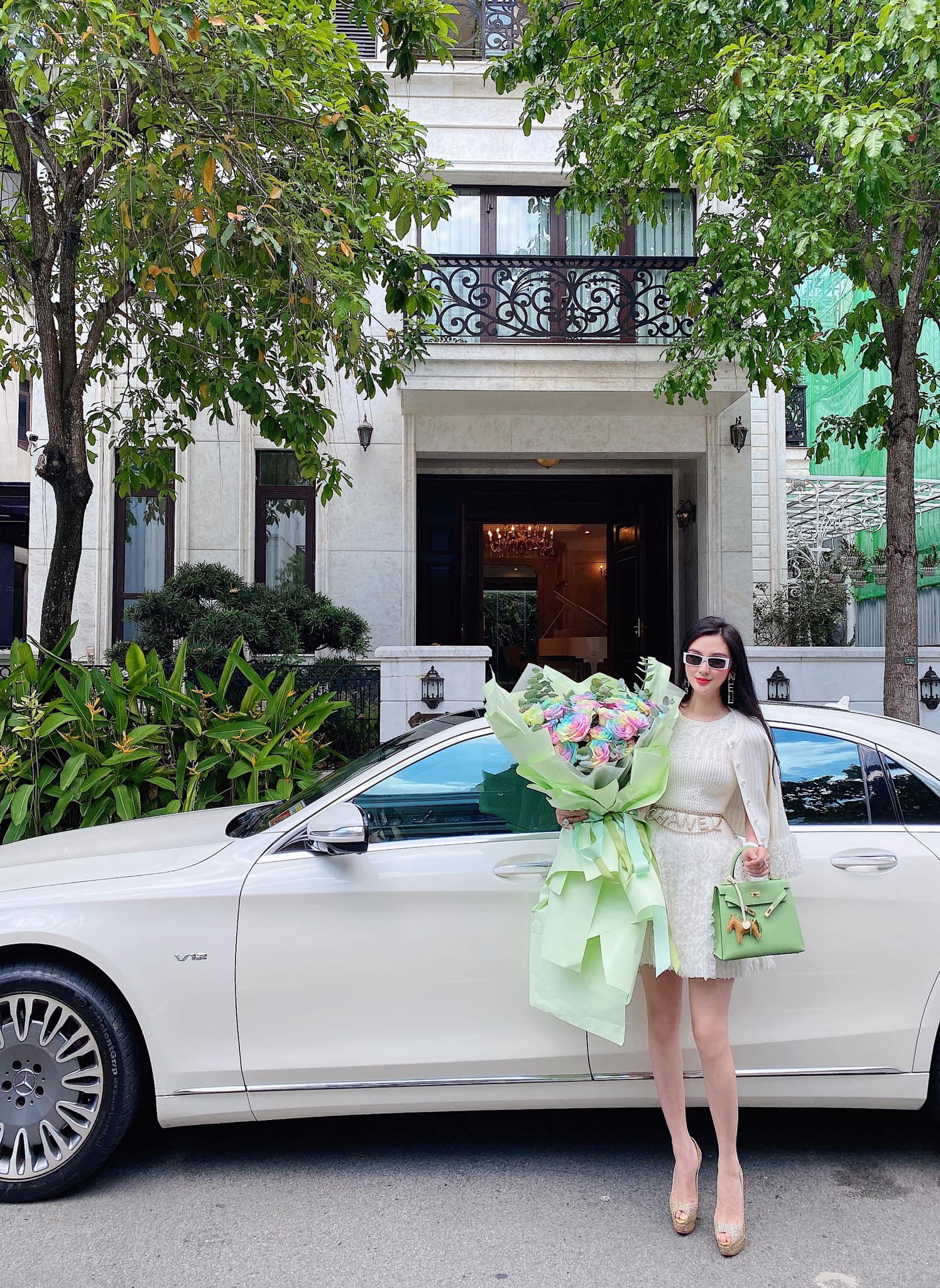 Cuộc sống thượng lưu của mỹ nhân The Face tại biệt thự sang trọng ở TP . HCM - Ảnh 8.