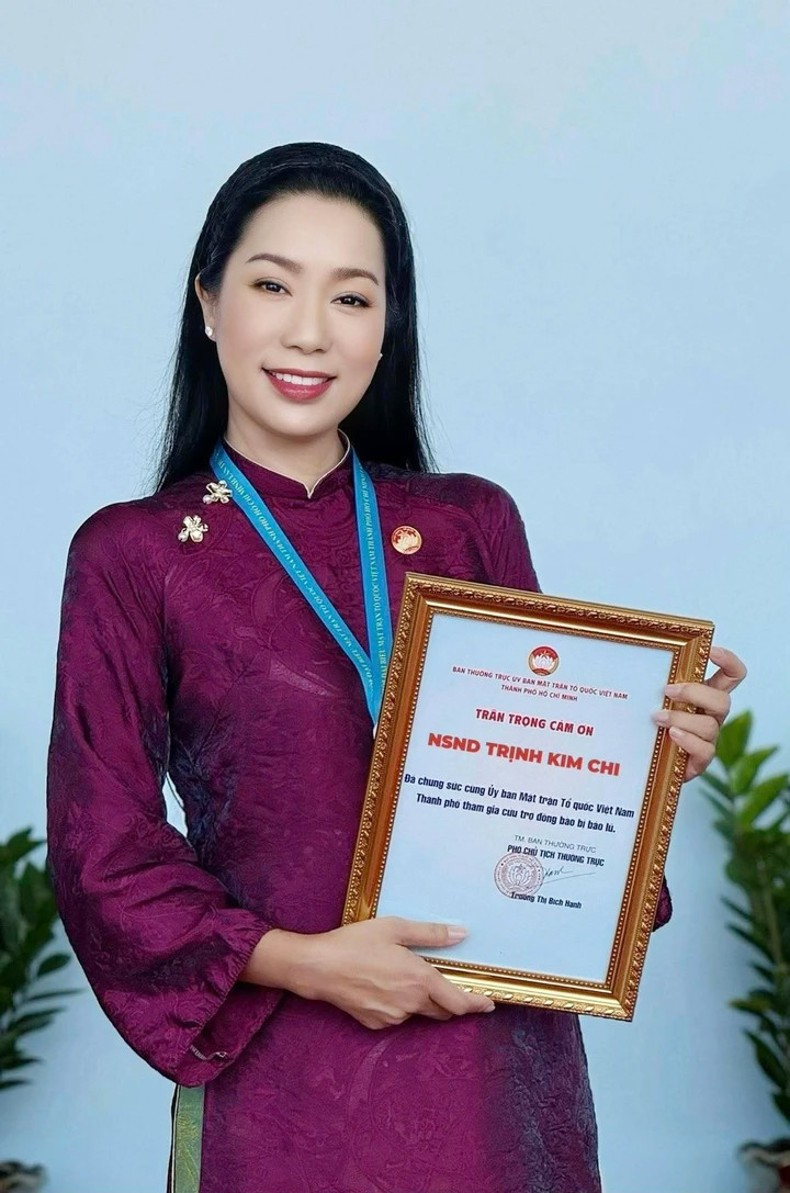 Hôn nhân viên mãn của Á hậu duy nhất là NSND- Ảnh 2.