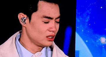 Lý do Negav khóc trước hàng chục nghìn khán giả