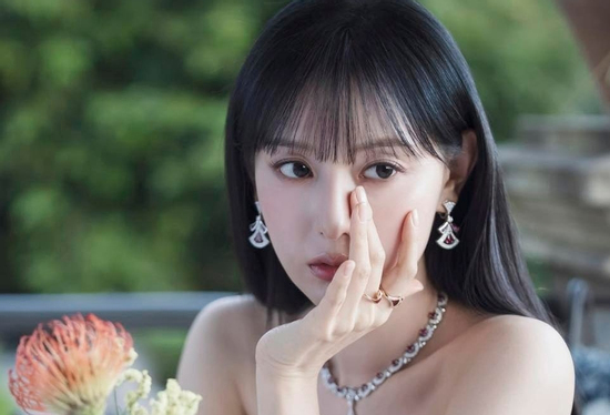 Sau hôm nay, thứ Hai 29/12/2025, 3 con giáp nhận lộc khủng từ Thần Tài, vàng bạc lấp lánh khắp nhà