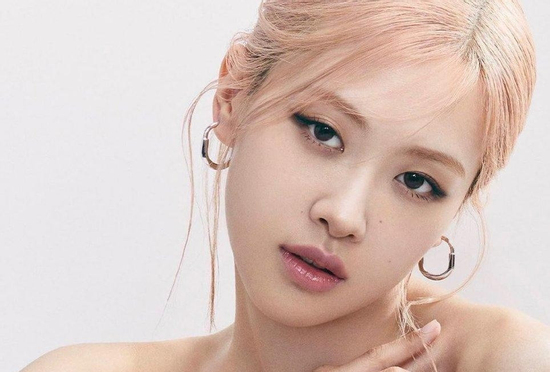 Cô gái đẹp nhất năm 2025