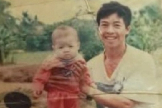 Nhớ lời trăng trối của bố mẹ, em trai tìm anh mất tích suốt 27 năm