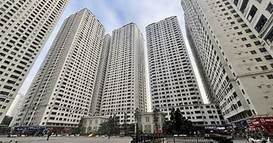 Chung cư 'vạn dân' ở Hà Nội cấm gửi xe điện: Cư dân có thể kiện ra tòa