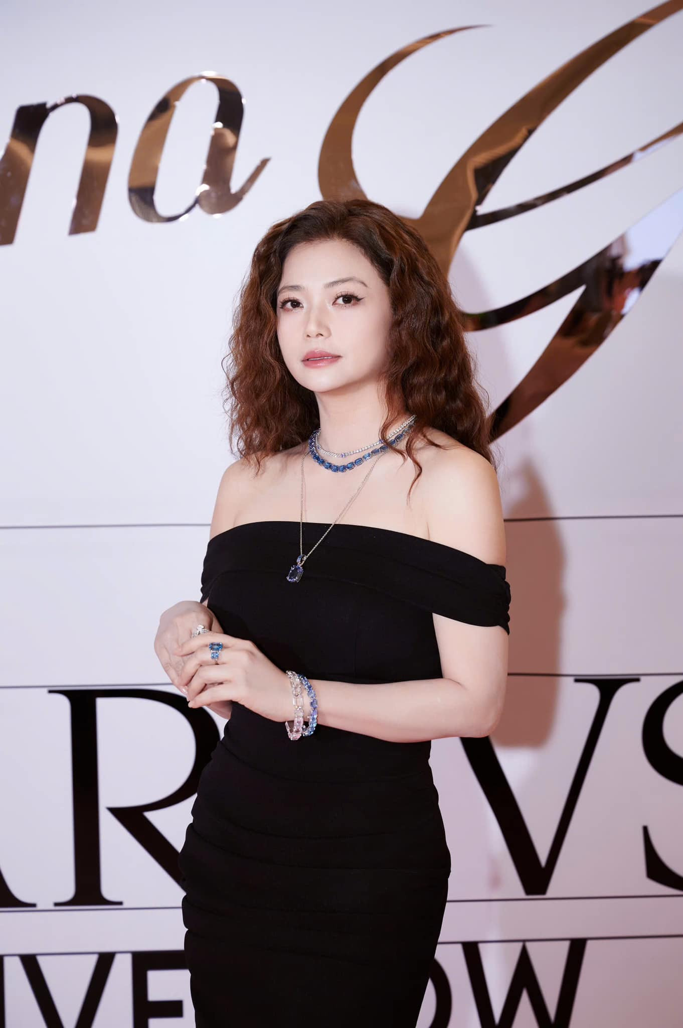 Nữ NSƯT đang gây sốt trong phim phát sóng giờ vàng 'Gia đình trái dấu' tuổi trung niên nhan sắc vẫn rực rỡ - Ảnh 6.