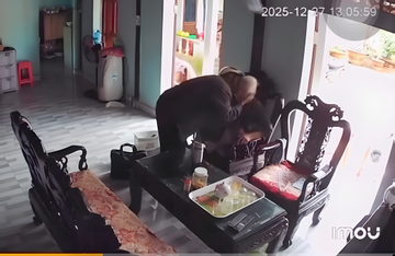 Clip cụ bà U90 giận dỗi được chồng thơm má khiến giới trẻ hâm mộ 'phát cuồng'