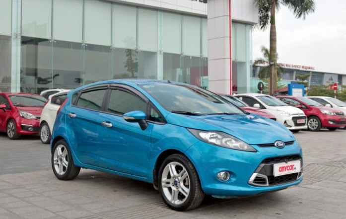 Ford Fiesta 2012.jpeg