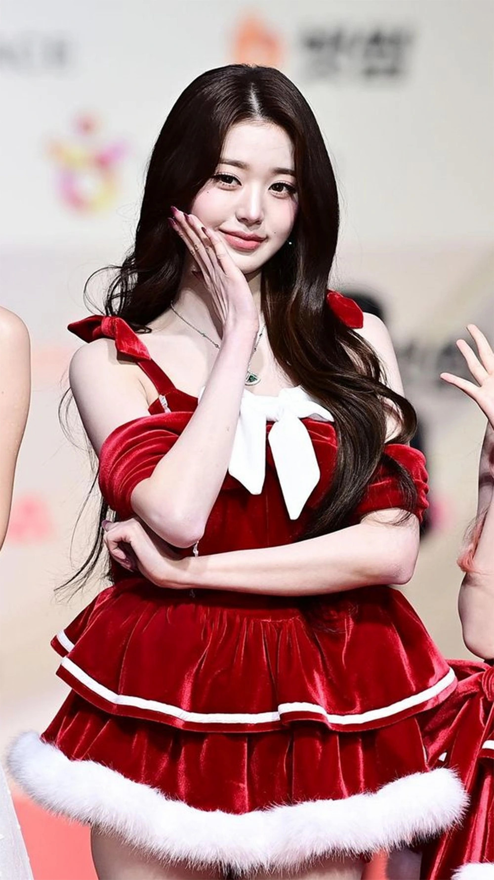 nhung guong mat dinh hinh chuan muc hinh anh cho cac nhom k-pop nu the he thu 4 hinh anh 2