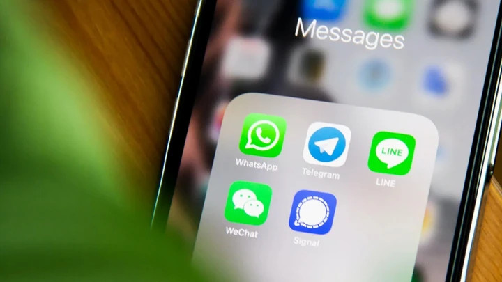 WhatsApp có cách tiếp cận dữ liệu người dùng khá gần với mô hình hệ sinh thái của Zalo.