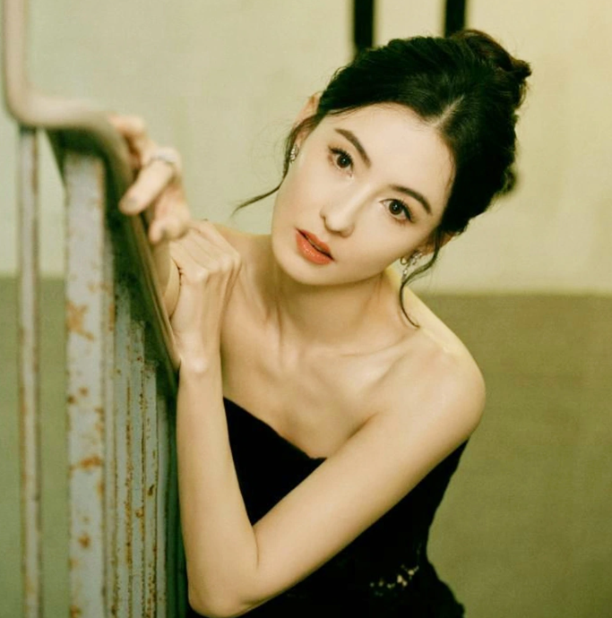 Trương Bá Chi chia sẻ trải nghiệm trở về sau ca sinh mổ mà không có ai bên cạnh - Ảnh 1