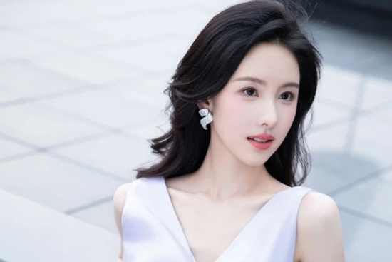 Đúng 20h hôm nay, ngày 31/12/2025, 3 con giáp này tiền về đầy tay, tài vận thăng hoa, một bước lên tiên