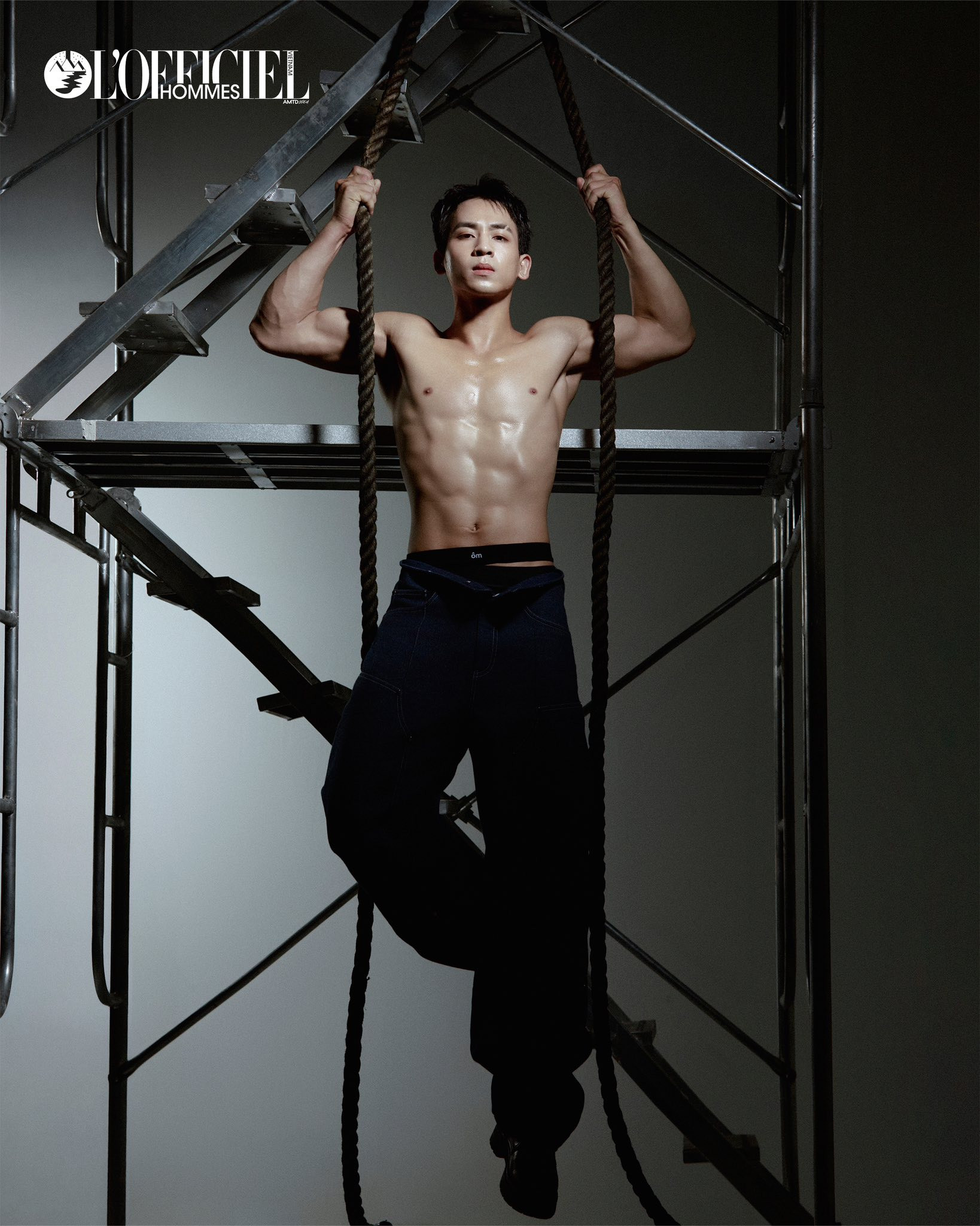 Xin chụp hình với “Hỏa Vương đẹp trai nhất làng xiếc”, 9 tháng sau cô gái “đổi vai” làm vợ- Ảnh 9.