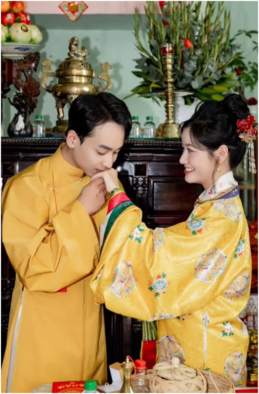 Xin chụp hình với “Hỏa Vương đẹp trai nhất làng xiếc”, 9 tháng sau cô gái “đổi vai” làm vợ- Ảnh 2.